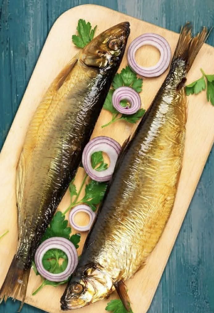 Whole smoked fish رنجه سليمه مدخنه