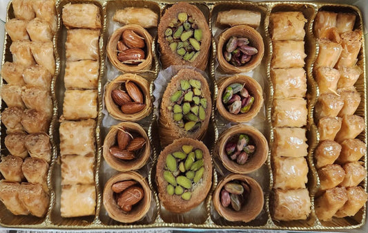 علبة حلويات شرقيه مشكله 500 جم