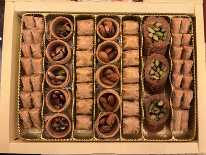 علبة حلويات شرقيه مشكله 500 جم